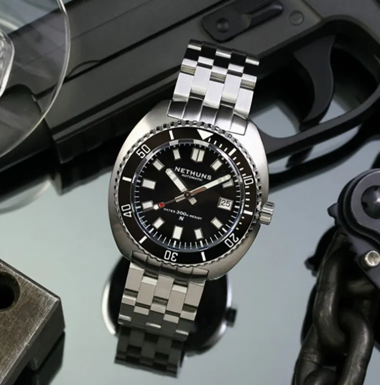 AQUA II STEEL BOLD
