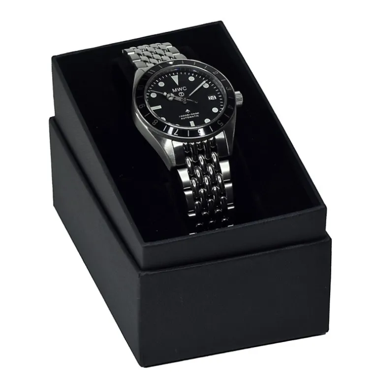 classic_s_pattern_automat_3-2.webp Classic 1960s Pattern Automatic Bracelet Dual Time Zone Divers