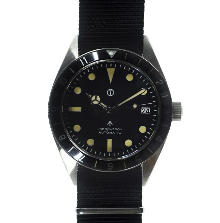 Classic 1960s Pattern Sterile Automatic Dual Time Zone Divers