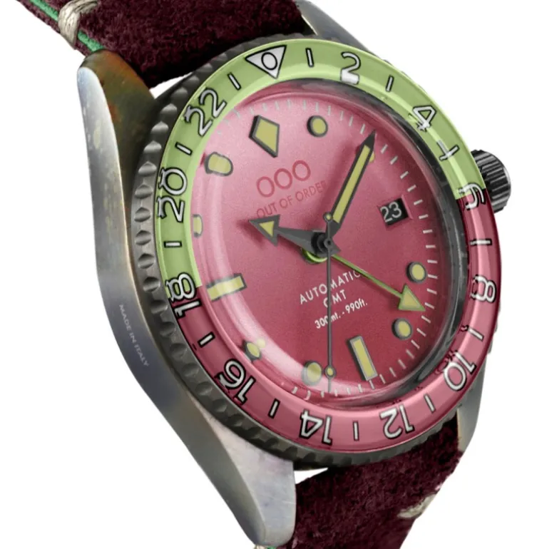 cosmopolitan_automatic_gm_3.webp COSMOPOLITAN AUTOMATIC GMT
