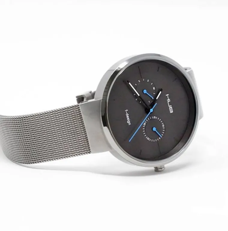 h_black_dial_1.webp H30 BLACK DIAL