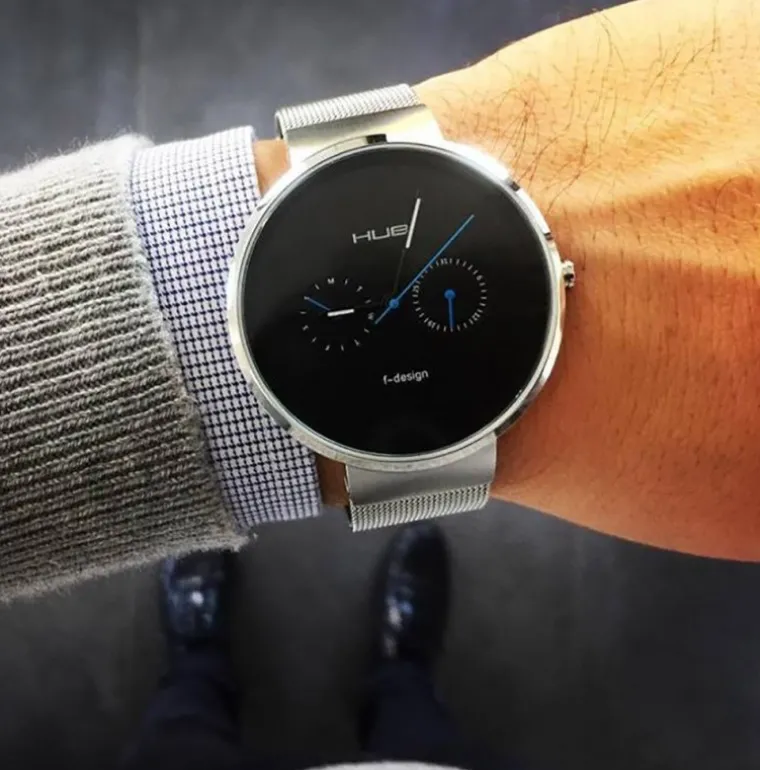 h_black_dial_3.webp H30 BLACK DIAL
