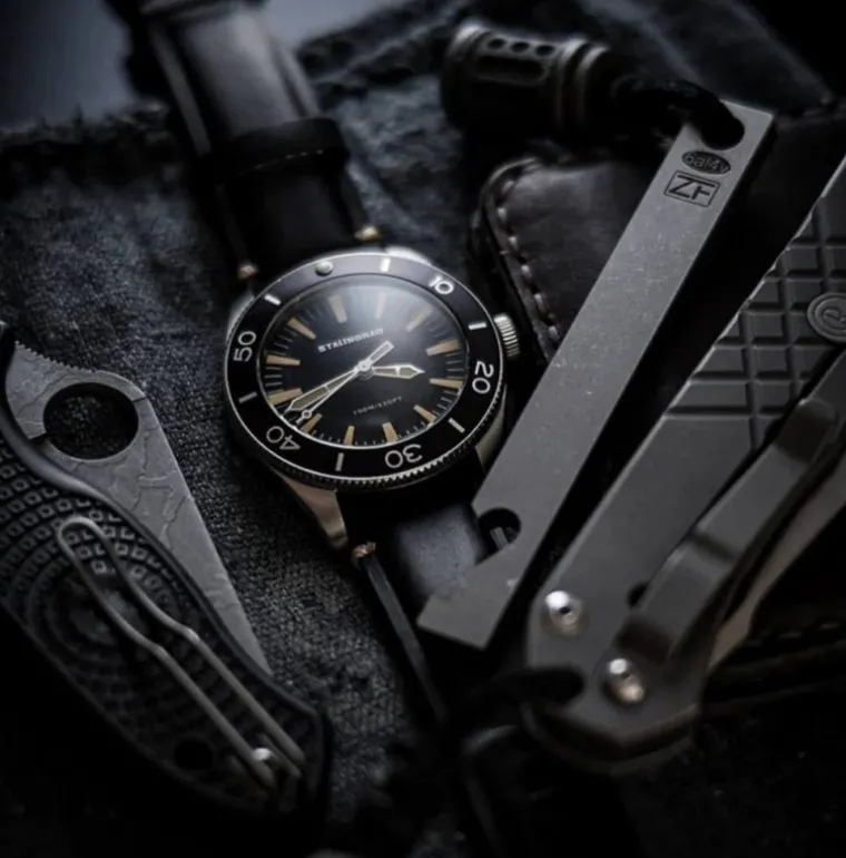 iron_will_black_dial_blac_3.webp Iron Will Black Dial Black Leather Strap