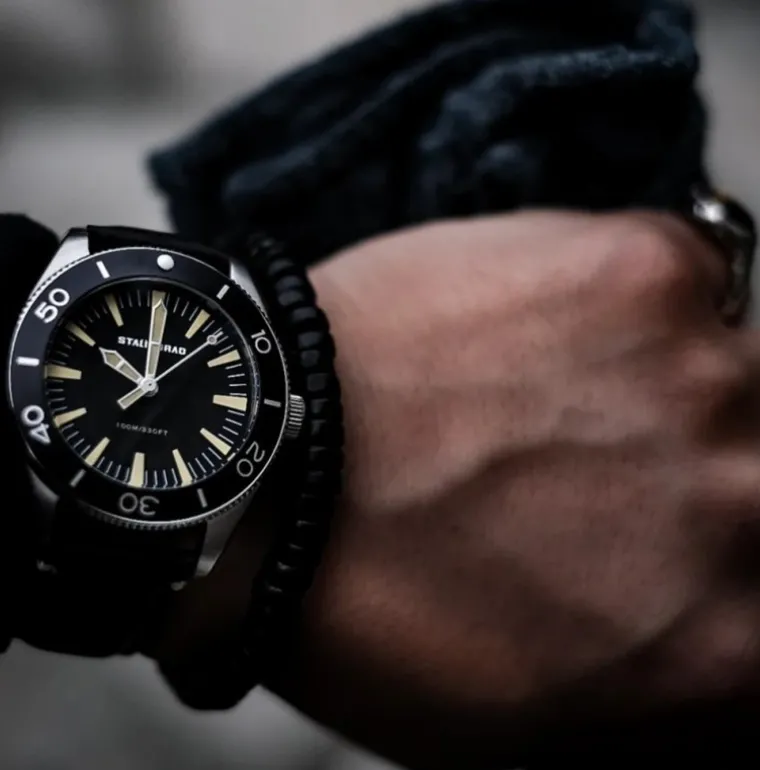 iron_will_black_dial_blac_4.webp Iron Will Black Dial Black Leather Strap