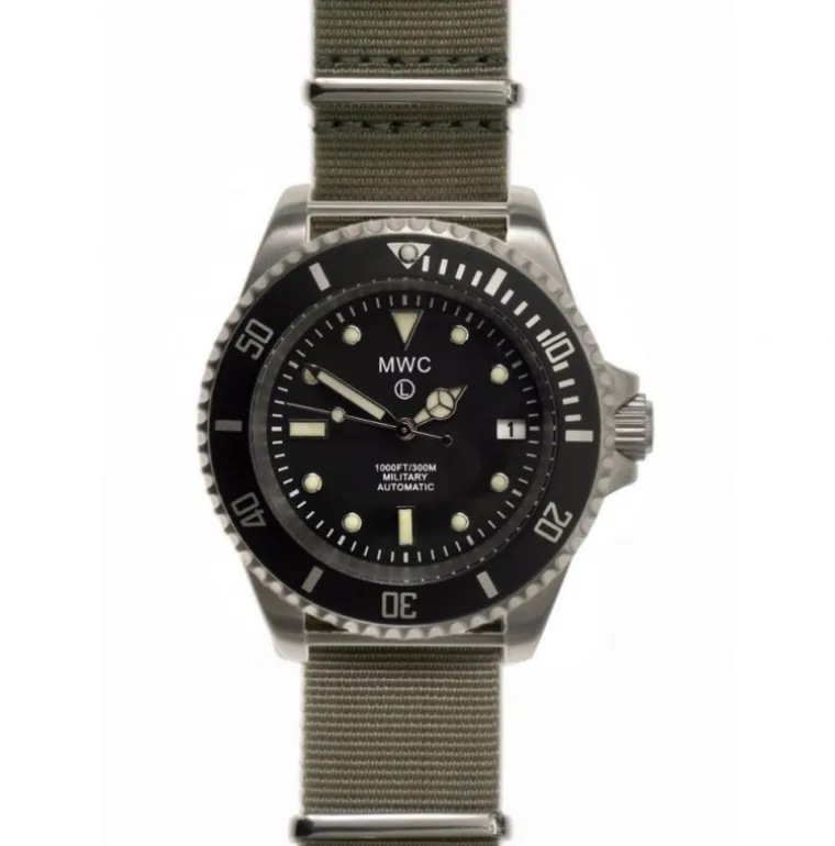 24 Jewel 300m Stainless Automatic Submariner