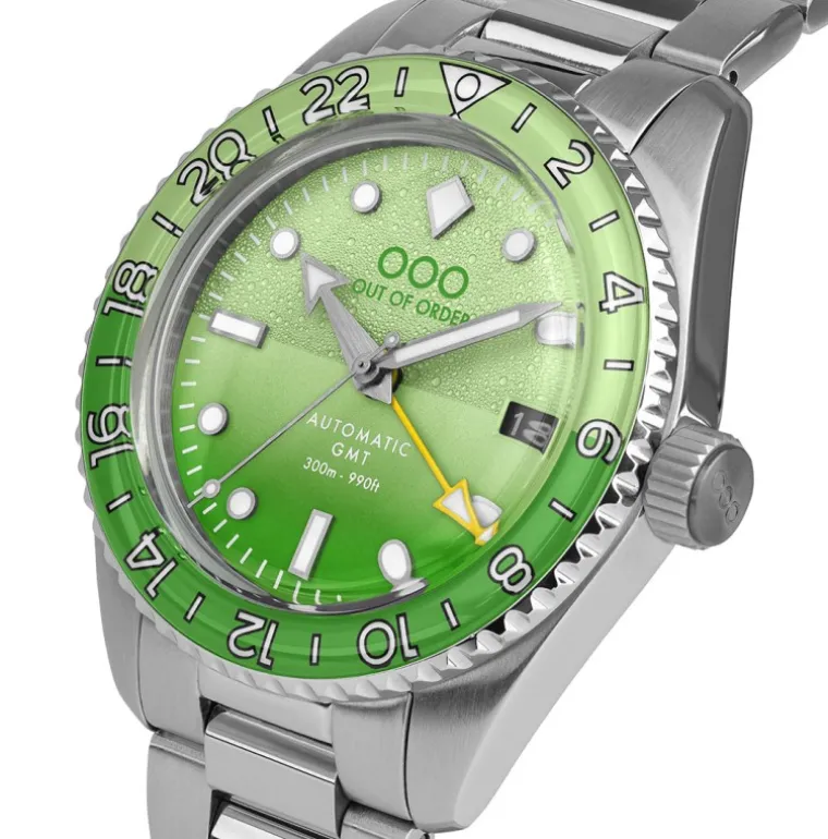 midori_automatic_gmt__ult_2.webp MIDORI AUTOMATIC GMT - ULTRA BRUSHED