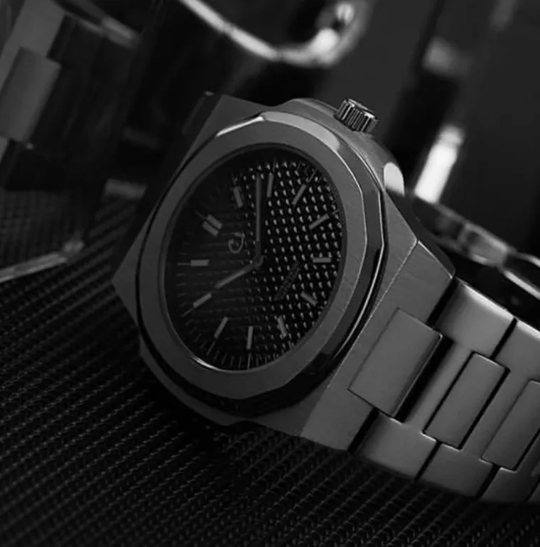 montre_black_4.webp Montre Black