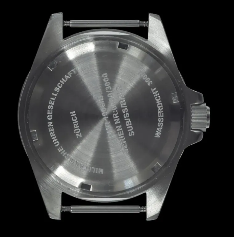 mwc_m__ft_stainless_steel_2.webp MWC 300m / 1000ft Stainless Steel Quartz Military Divers