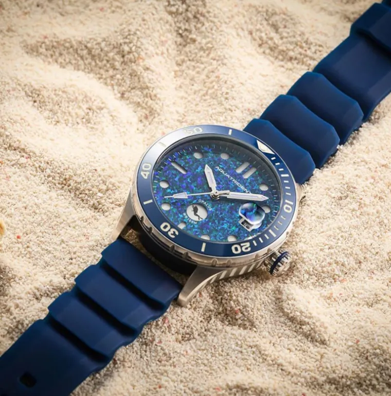 ocean_watch_deep_blue_opa_2.webp Ocean Watch Deep Blue Opal Dial Blue Silicon Strap 36mm