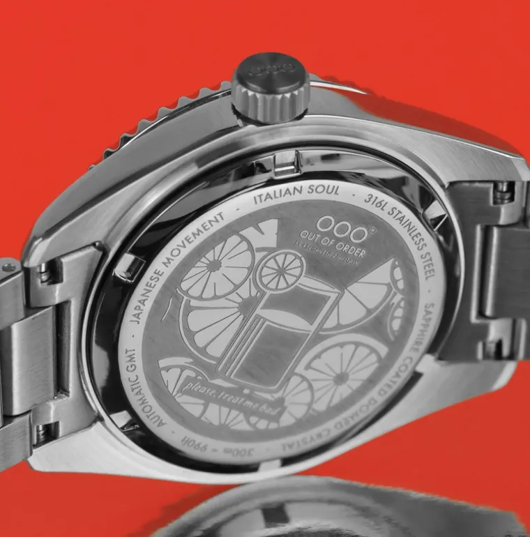 paloma_automatic_gmt__ult_3.webp PALOMA AUTOMATIC GMT - ULTRA BRUSHED