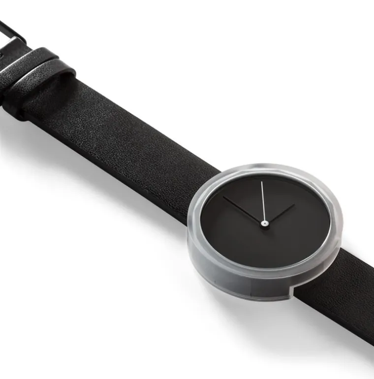 prism_black_5.webp Prism Black