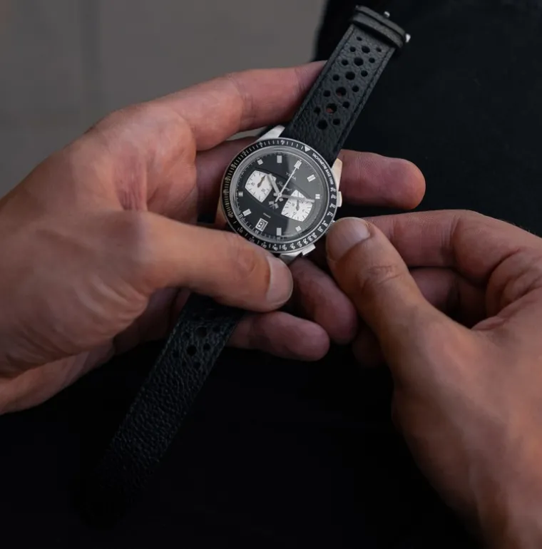 rallygraf_mecaquartz_ii_r_4.webp Rallygraf Meca-Quartz II Reverse Panda