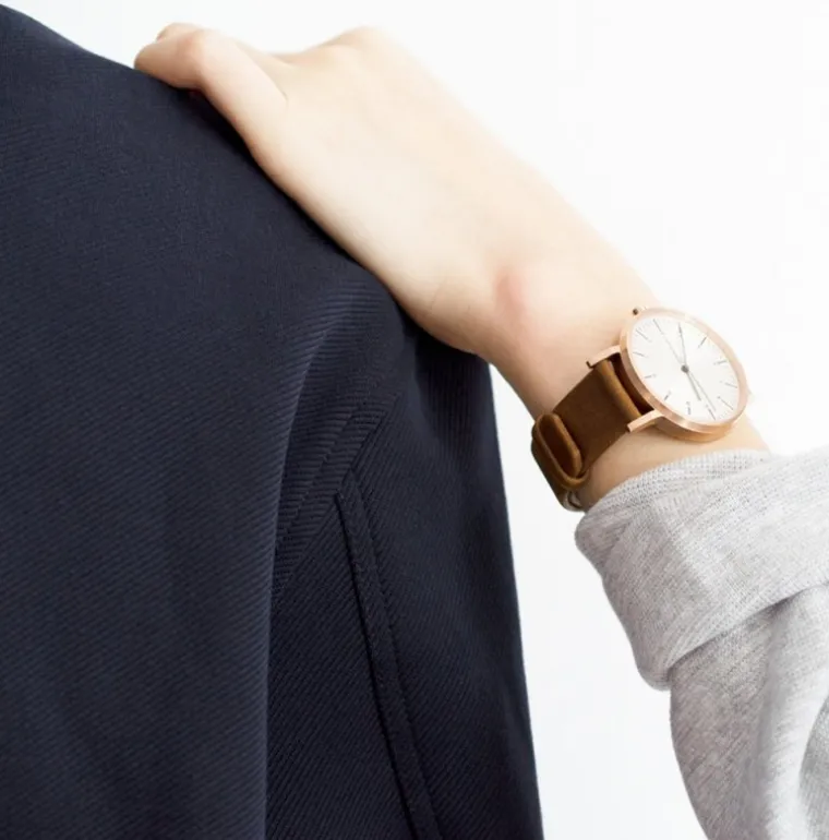 rosegoldbrown_4.webp 01 Rosegold-Brown