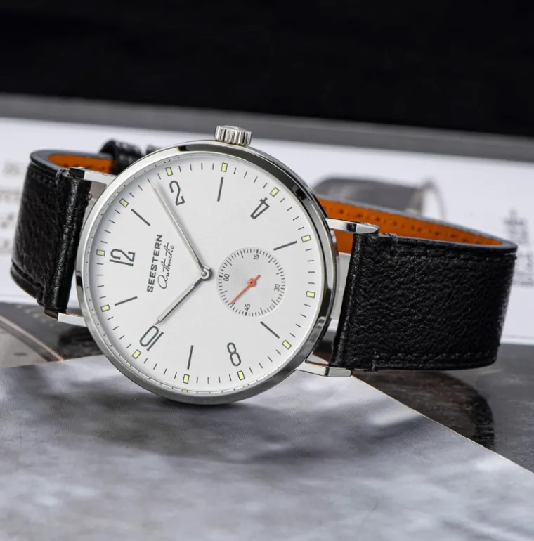 seestern__white_automatic_2.webp Seestern 382 White Automatic