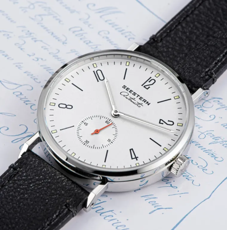 seestern__white_automatic_4.webp Seestern 382 White Automatic