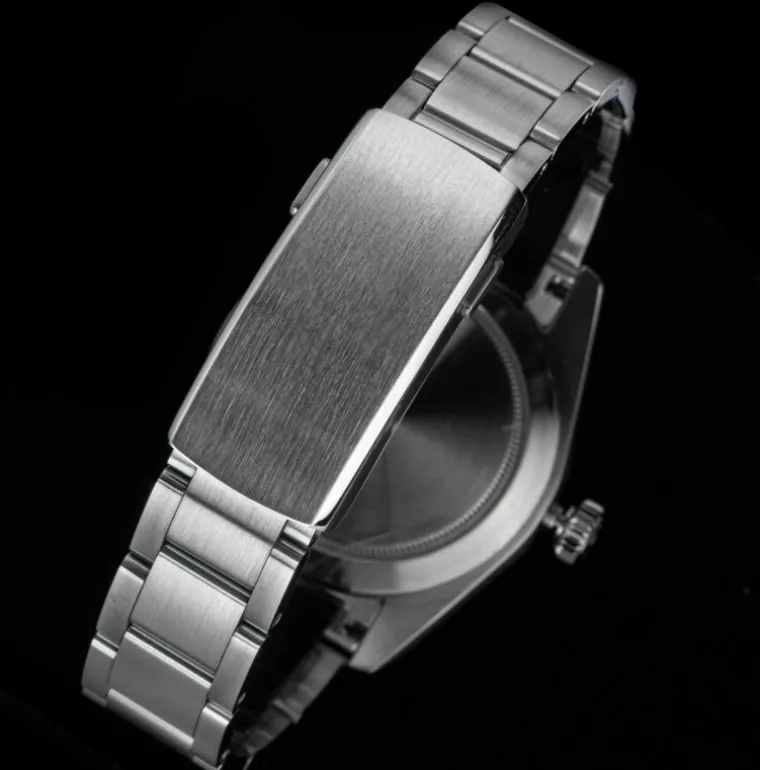 seestern_heritage_s_gmt_2.webp Seestern Heritage S436 GMT
