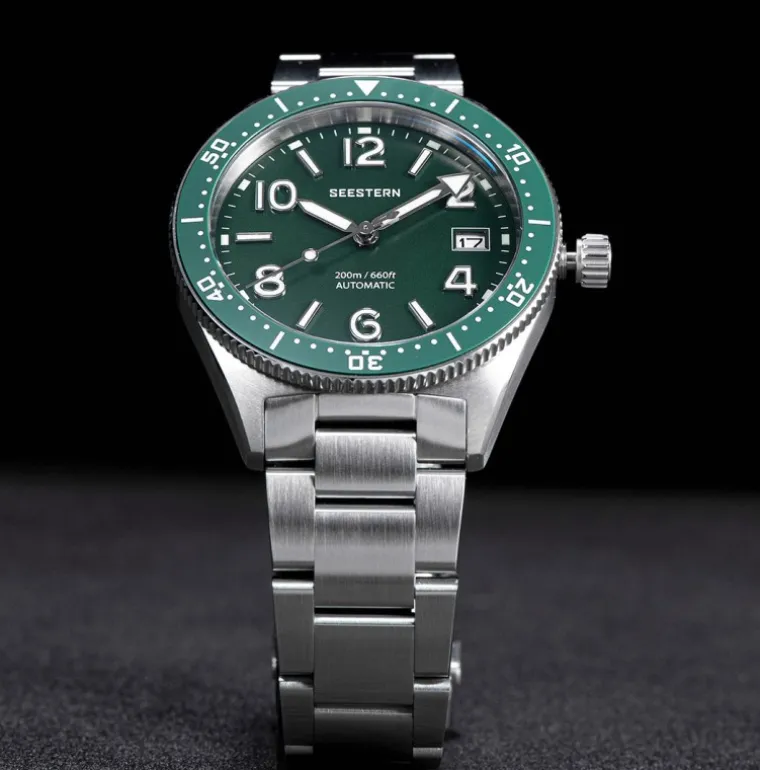seestern_s_green_fibbia_e_4.webp Seestern S434 Green (fibbia e cassa graffiati)