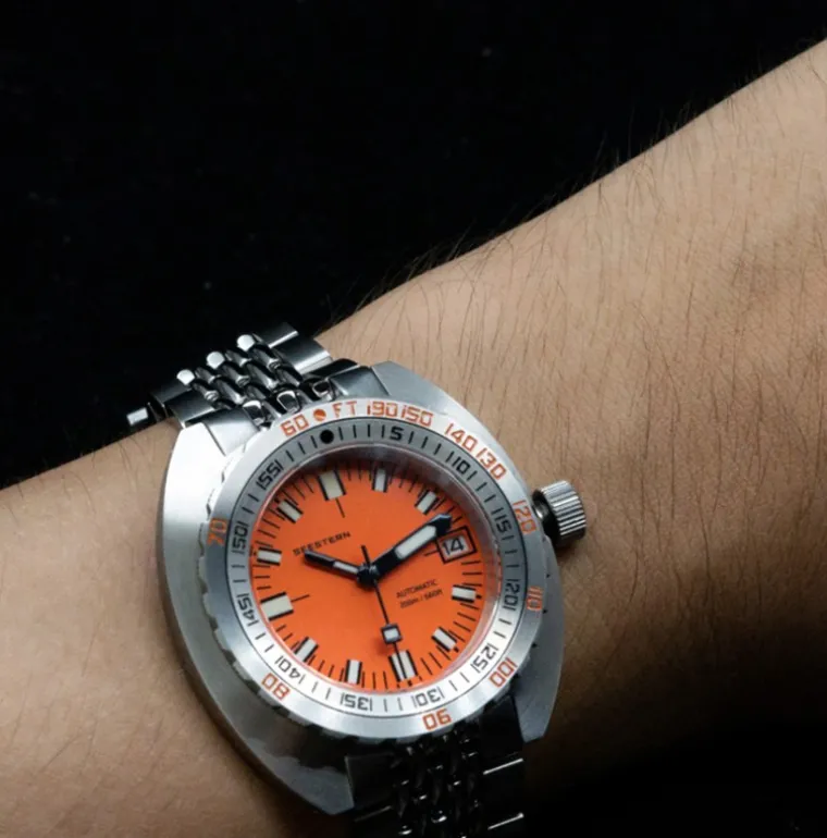 seestern_vintage_s_mechan_5-2.webp Seestern Vintage S406 Mechanical Orange
