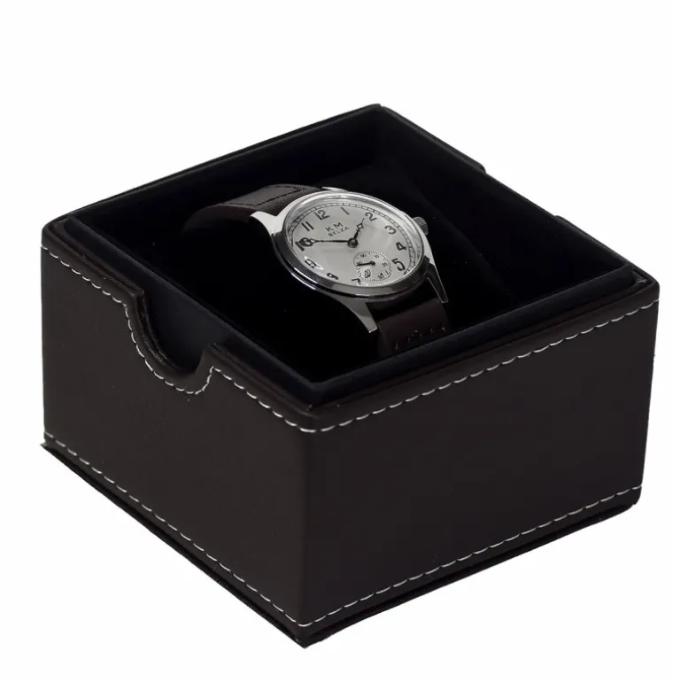 selza_kriegsmarine_german_3.webp Selza Kriegsmarine (German Navy) WW2 Pattern Watch Automatic