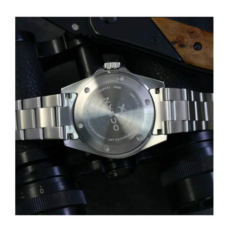 SHARKMASTER GMT II