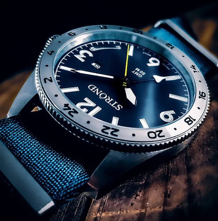 ssc_h_gmt_blue_5.webp SSC-101 24h GMT Blue