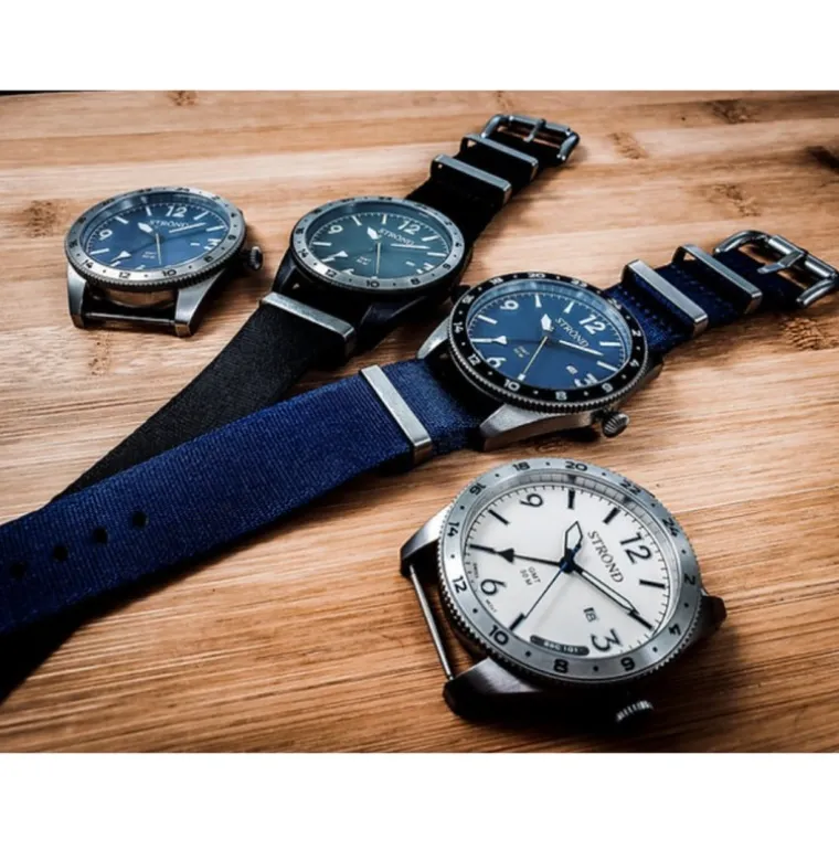 ssc_h_gmt_blue_black_4.webp SSC-101 24h GMT Blue Black