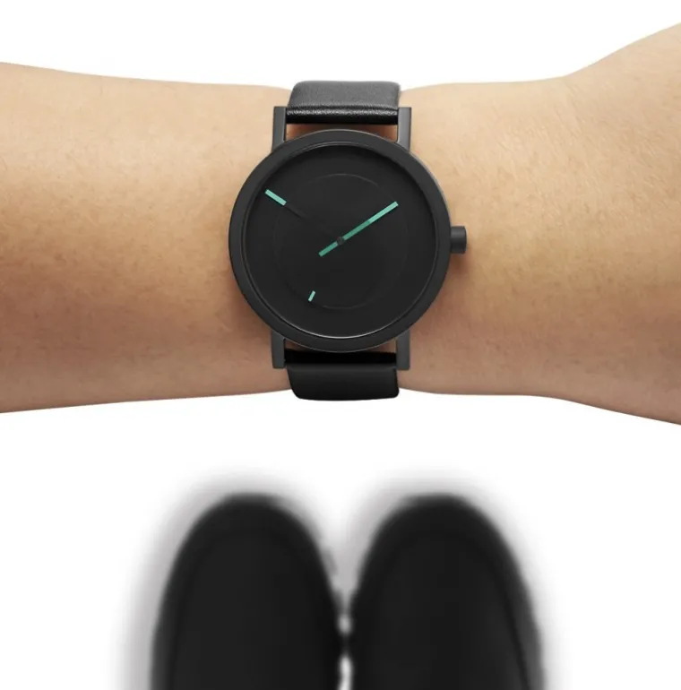 tangency_watch_3.webp Tangency Watch