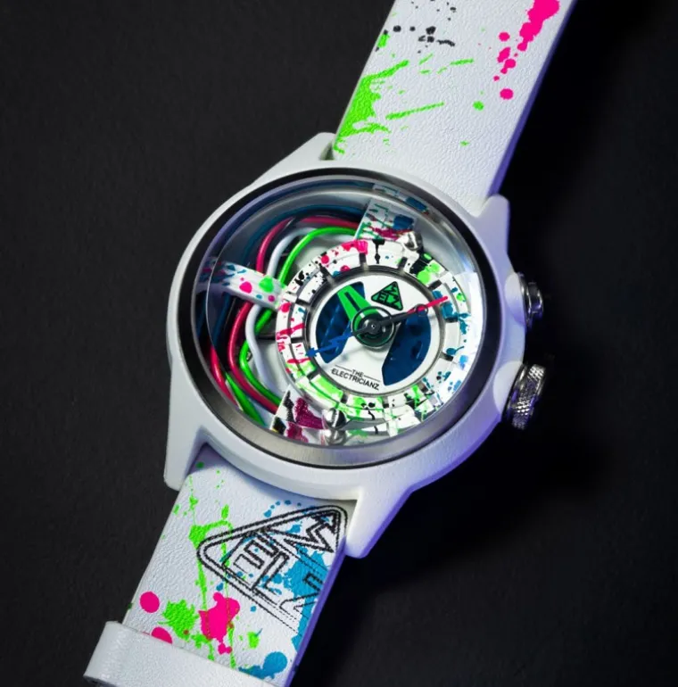 the_neon_z_white_mm_1.webp The Neon Z White 42mm