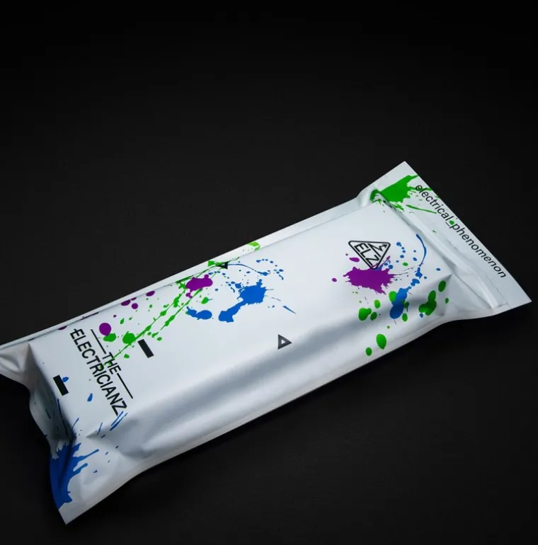 the_neon_z_white_mm_10.webp The Neon Z White 42mm