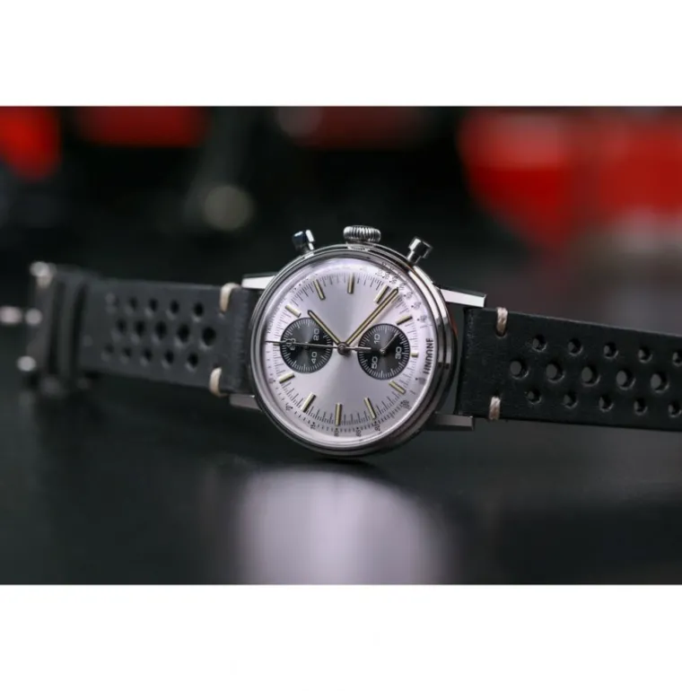 urban_silver_2.webp Urban Silver