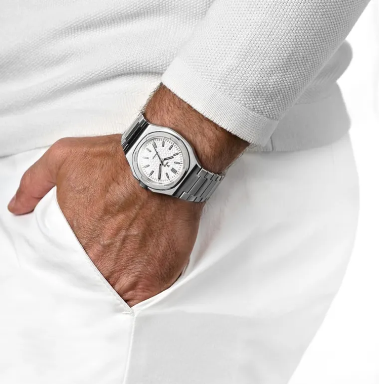 urban_traveller_white_5.webp Urban Traveller White