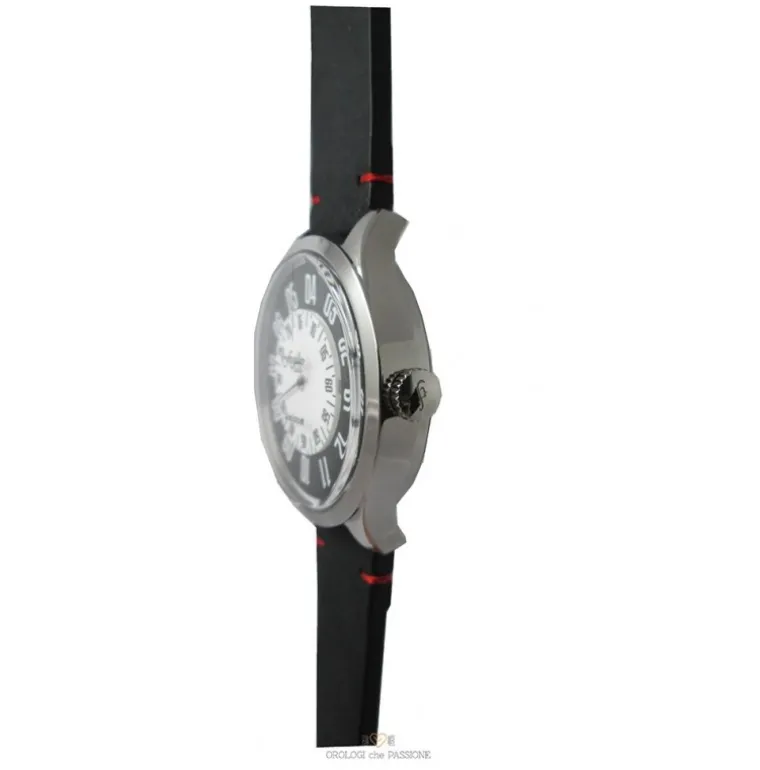 veloce_black_amp_white_2.webp Veloce Black & White