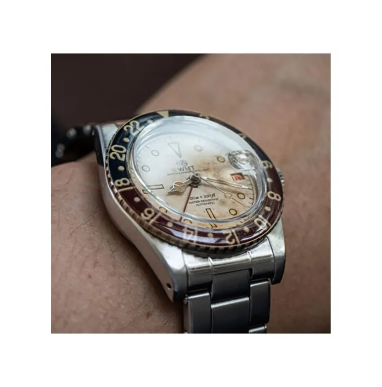 panton_mkii__white_dial_h_4.webp Panton MKII – White Dial Heavy Aged